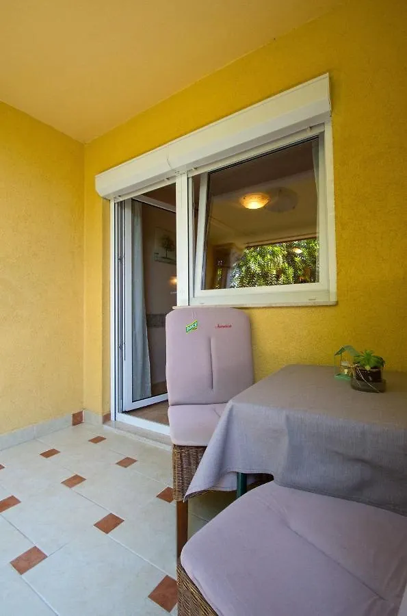 Apartments Oaza Dramalj