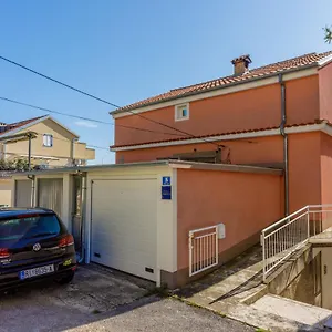  Apartment Davor