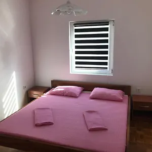 apartmani-nerko.hotelinzadar.com/