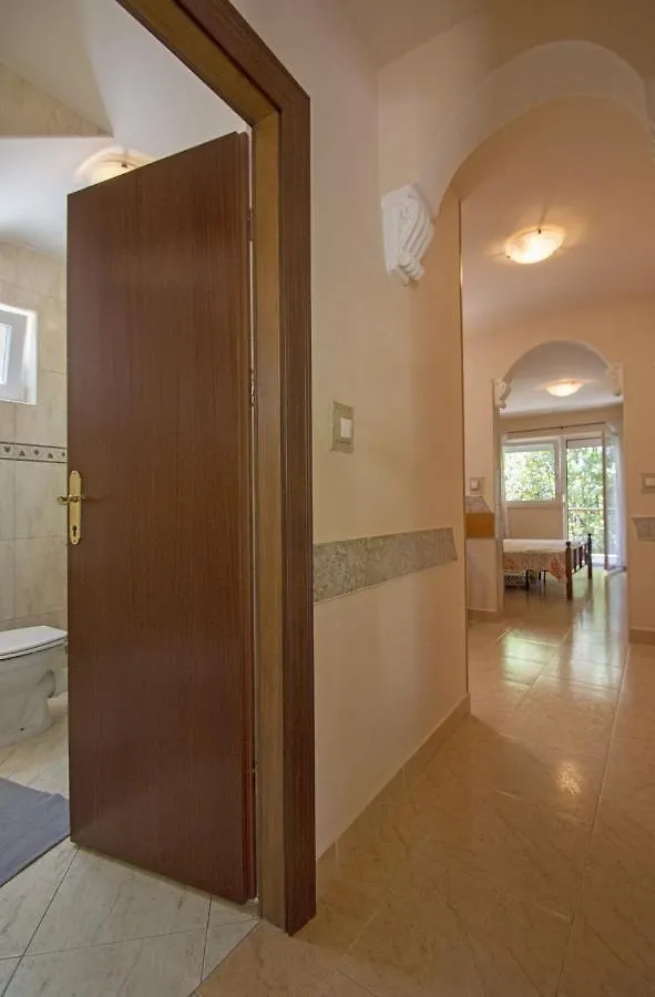 Apartments Oaza Dramalj Croatia