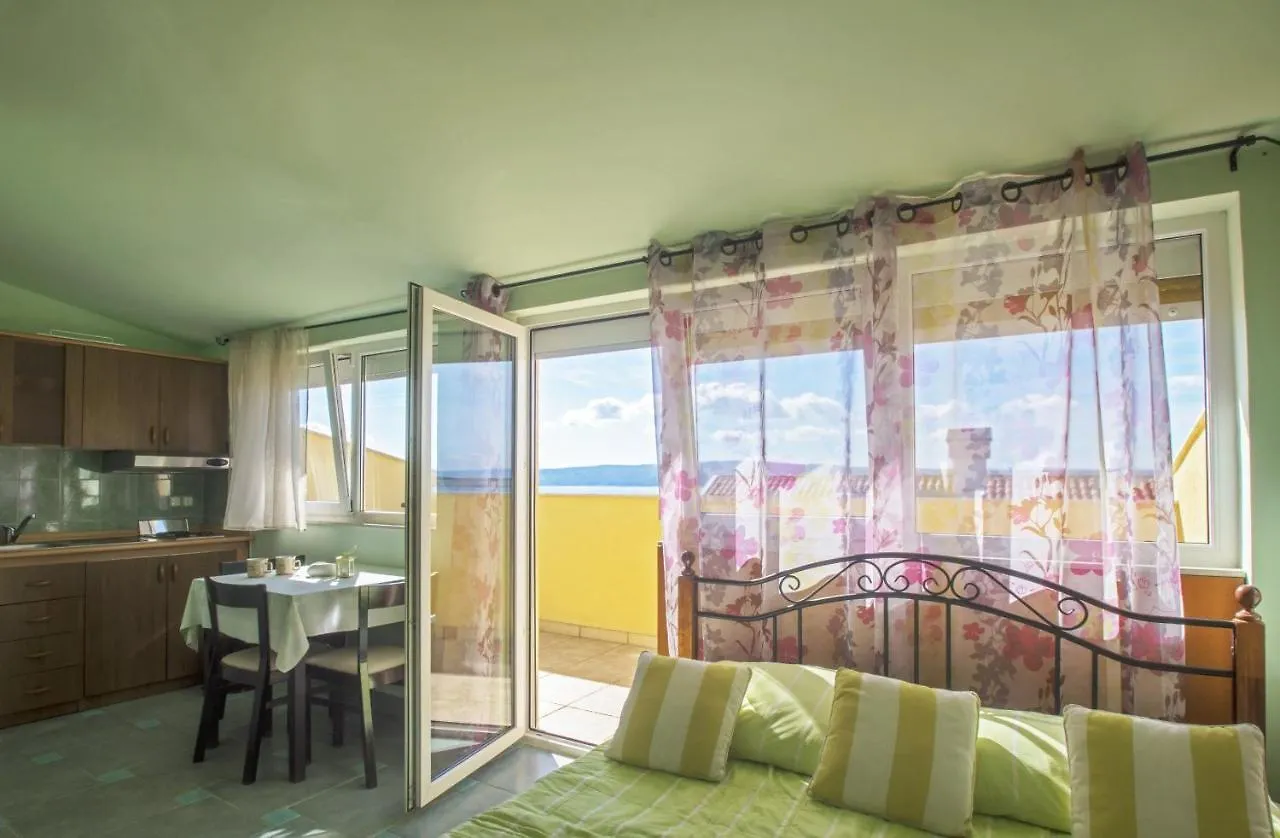 Apartments Oaza Dramalj