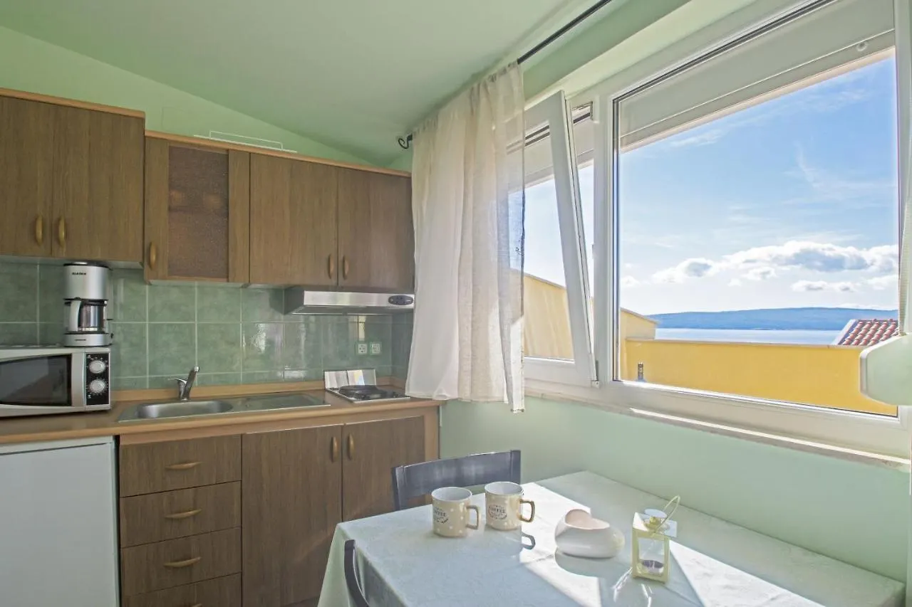 Apartments Oaza Dramalj 0*,  Croatia